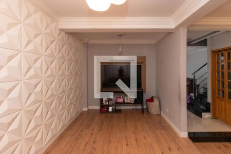 Sala de casa à venda com 3 quartos, 240m² em Vila Nilo, São Paulo