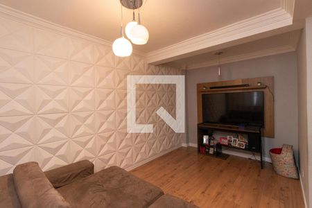 Sala de casa à venda com 3 quartos, 240m² em Vila Nilo, São Paulo