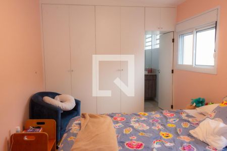 Casa à venda com 200m², 4 quartos e 3 vagasSuíte 2