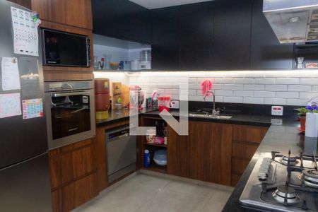 Casa à venda com 200m², 4 quartos e 3 vagasCozinha