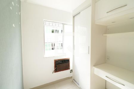 Quarto 1 de apartamento à venda com 3 quartos, 200m² em Ilha do Governador, Rio de Janeiro