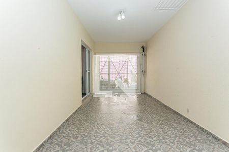 Casa à venda com 110m², 3 quartos e 2 vagasGaragem