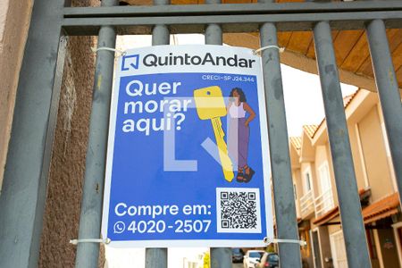 Casa à venda com 110m², 3 quartos e 2 vagasFachada - Placa