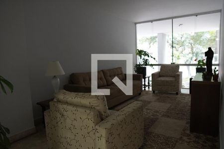 Apartamento à venda com 72m², 1 quarto e 1 vagaHall