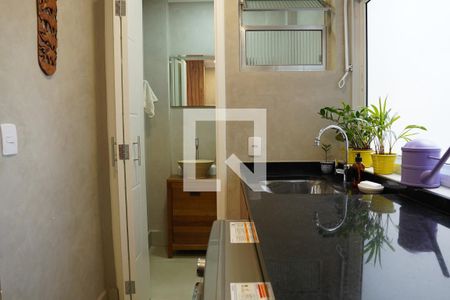 Apartamento à venda com 72m², 1 quarto e 1 vagaÁrea de Serviço
