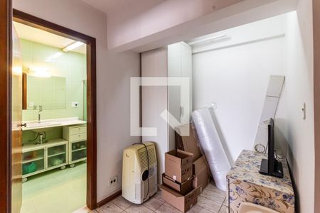 Apartamento à venda com 100m², 2 quartos e 1 vagaCorredor