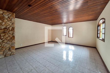 Casa de condomínio para alugar com 500m², 6 quartos e 4 vagasSala