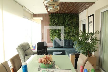 Sacada de apartamento à venda com 5 quartos, 145m² em Barra Funda, São Paulo