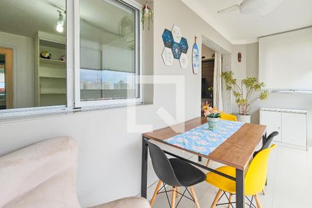 Apartamento para alugar com 70m², 2 quartos e 2 vagasVaranda