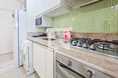 Apartamento para alugar com 70m², 2 quartos e 2 vagasCozinha