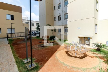 Apartamento para alugar com 41m², 2 quartos e sem vaga Apartamento para alugar com 41m², 2 quartos e sem vagaÁrea comum - Playground