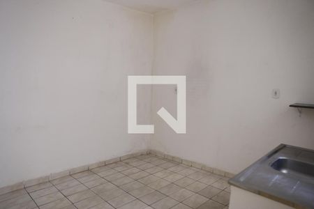 Sala-Cozinha de casa para alugar com 1 quarto, 40m² em Vila Zat, São Paulo