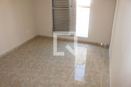 Quarto 2 de casa para alugar com 1 quarto, 75m² em Santa Maria, Santo André