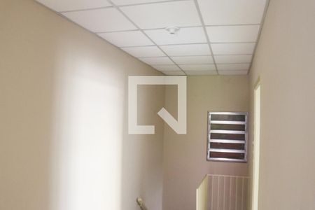 Sala de casa para alugar com 1 quarto, 75m² em Santa Maria, Santo André