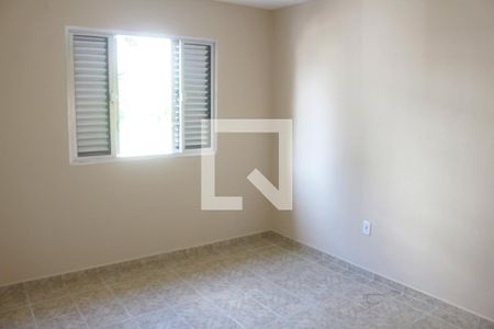 Quarto 1 de casa para alugar com 1 quarto, 75m² em Santa Maria, Santo André