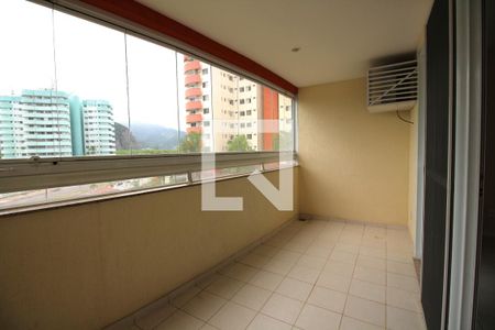 Varanda da Sala de apartamento para alugar com 4 quartos, 148m² em Jacarepaguá, Rio de Janeiro