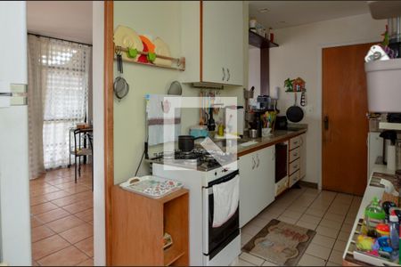 Apartamento para alugar com 236m², 3 quartos e 2 vagasCozinha