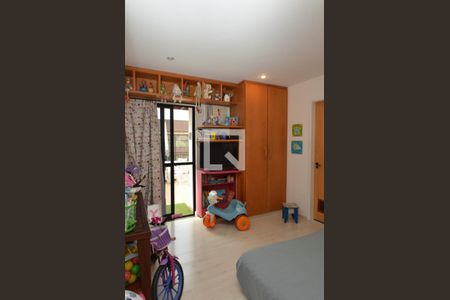 Apartamento para alugar com 236m², 3 quartos e 2 vagasQuarto 2