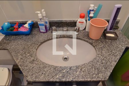 Apartamento para alugar com 236m², 3 quartos e 2 vagasBanheiro do Quarto 2