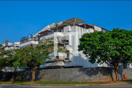 Apartamento para alugar com 236m², 3 quartos e 2 vagasFachada