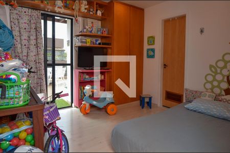 Apartamento para alugar com 236m², 3 quartos e 2 vagasQuarto 2