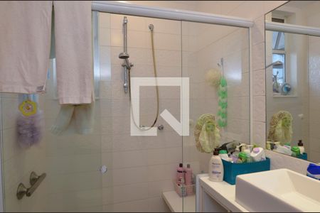 Apartamento para alugar com 236m², 3 quartos e 2 vagasBanheiro do Quarto 3