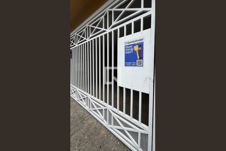 Casa à venda com 250m², 4 quartos e 2 vagasFachada