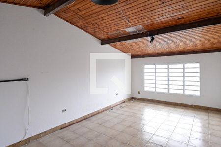 Casa à venda com 250m², 4 quartos e 2 vagasSótão

