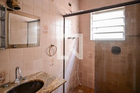 Casa à venda com 250m², 4 quartos e 2 vagasBanheiro