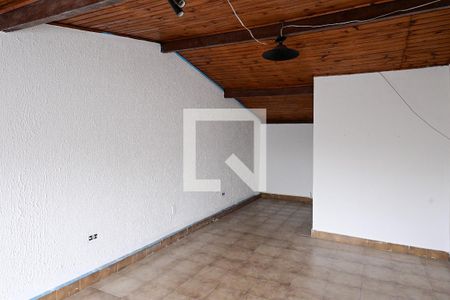 Casa à venda com 250m², 4 quartos e 2 vagasSótão
