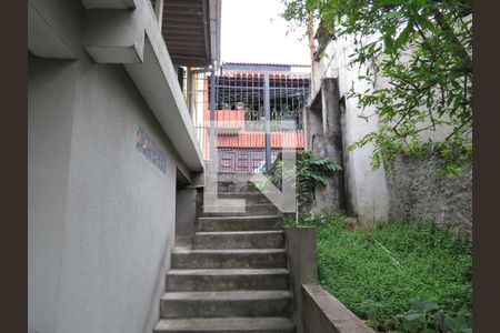 Casa à venda com 300m², 1 quarto e 3 vagasSaída Portão Principal