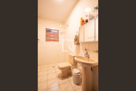 Casa para alugar com 260m², 3 quartos e 3 vagas Casa para alugar com 260m², 3 quartos e 3 vagasBanheiro 3