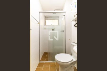 Banheiro de kitnet/studio para alugar com 1 quarto, 26m² em Santa Cecília, São Paulo