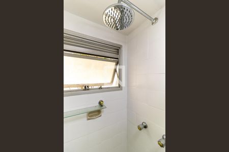 Banheiro de kitnet/studio à venda com 1 quarto, 26m² em Santa Cecília, São Paulo