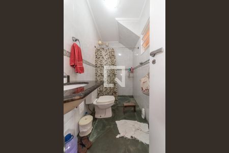 Casa para alugar com 300m², 3 quartos e 4 vagas Casa para alugar com 300m², 3 quartos e 4 vagasBanheiro do Espaço Gourmet