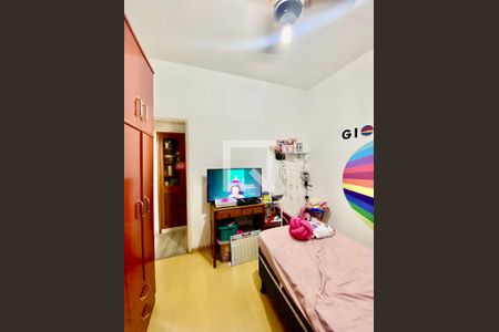 Apartamento à venda com 69m², 2 quartos e 1 vagaQuarto 2