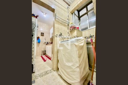 Apartamento à venda com 69m², 2 quartos e 1 vagaÁrea de Serviço