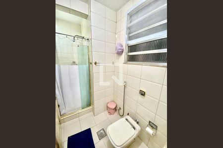 Apartamento à venda com 69m², 2 quartos e 1 vagaBanheiro 