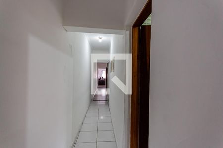 Casa à venda com 150m², 3 quartos e 2 vagas Casa à venda com 150m², 3 quartos e 2 vagasCorredor
