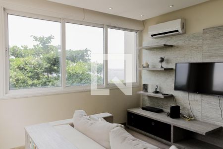 Sala de apartamento para alugar com 2 quartos, 98m² em Copacabana, Rio de Janeiro