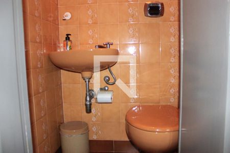 Lavabo de casa para alugar com 3 quartos, 180m² em Vila Rosália, Guarulhos