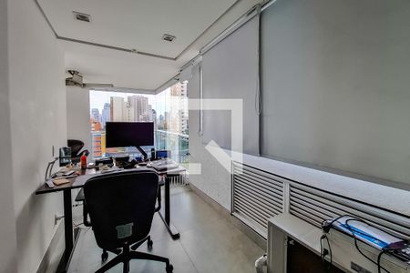 Apartamento para alugar com 69m², 1 quarto e 1 vagaVaranda - Escritório