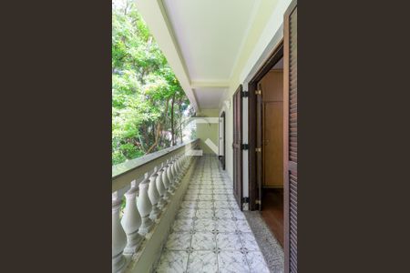 Casa à venda com 250m², 3 quartos e 4 vagas Casa à venda com 250m², 3 quartos e 4 vagasVaranda da Suíte 2 e Quarto