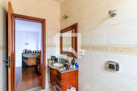 Casa à venda com 250m², 3 quartos e 4 vagas Casa à venda com 250m², 3 quartos e 4 vagasBanheiro