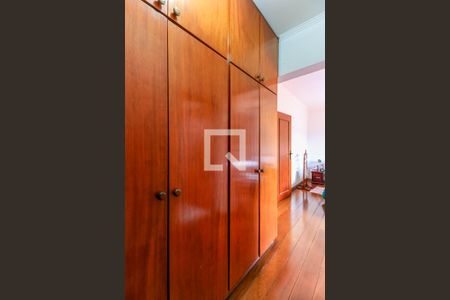 Casa à venda com 250m², 3 quartos e 4 vagas Casa à venda com 250m², 3 quartos e 4 vagasCloset da suíte 1