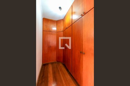 Casa à venda com 250m², 3 quartos e 4 vagas Casa à venda com 250m², 3 quartos e 4 vagasCloset da suíte 1