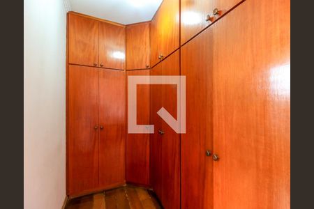 Casa à venda com 250m², 3 quartos e 4 vagas Casa à venda com 250m², 3 quartos e 4 vagasCloset da suíte 1
