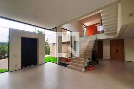Casa de condomínio à venda com 574m², 3 quartos e 6 vagasHall de entrada - Sala