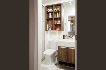 Apartamento à venda com 64m², 2 quartos e 1 vaga Apartamento à venda com 64m², 2 quartos e 1 vagaBanheiro da Suíte