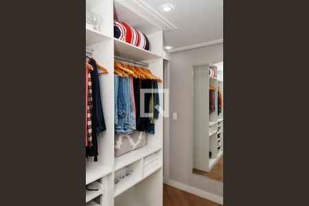 Apartamento à venda com 64m², 2 quartos e 1 vaga Apartamento à venda com 64m², 2 quartos e 1 vagaQuarto